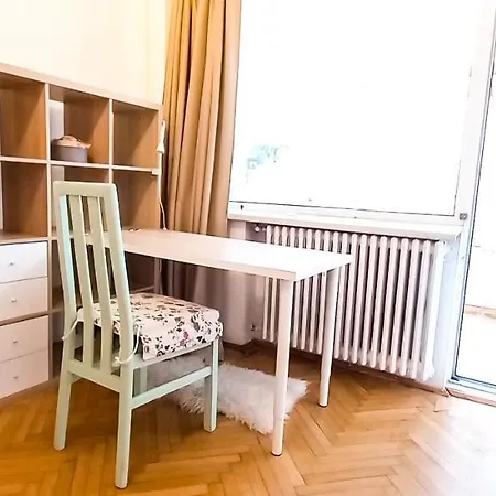 Apartament Cozy And Convenient 1br Near Bucharest's Best Attractions